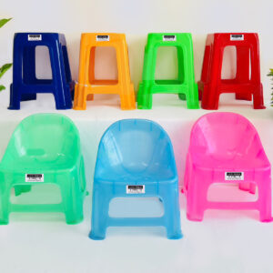 เก้าอี้พลาสติก